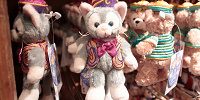 ジェラトーニぬいぐるみバッジ| キャステル | CASTEL ディズニー情報