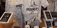スヌーピークラシックデザインTシャツ| キャステル | CASTEL ディズニー情報