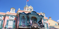 カリブの海賊外観| キャステル | CASTEL ディズニー情報