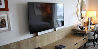 デラックスルームのテレビ| キャステル | CASTEL ディズニー情報