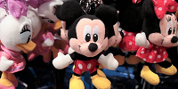 ミッキーのストラップキーチェーン| キャステル | CASTEL ディズニー情報