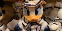 デイジーぬいぐるみバッジ| キャステル | CASTEL ディズニー情報