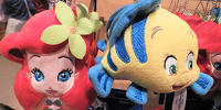 アリエル＆フランダー ぬいぐるみバッジ| キャステル | CASTEL ディズニー情報