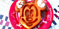 【ディズニーランド】ミッキーワッフルが2022年6月1日から予約不要に！販売場所・値段！