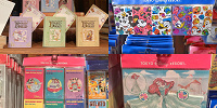 【2025】ディズニーで買えるメモ帳&ふせんまとめ！ランド＆シーのお土産におすすめ