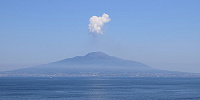 ヴェスヴィオ火山| キャステル | CASTEL ディズニー情報