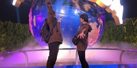 フーディー、パンツ、靴をそろえたカジュアルなストリート風おそろコーデ！| キャステル | CASTEL ディズニー情報