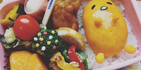 チェダーチーズを温めて作ったぐでたま弁当| キャステル | CASTEL ディズニー情報