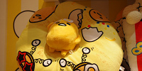 ぐでたま×USJ　クッション（丸型）| キャステル | CASTEL ディズニー情報
