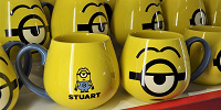スチュアートのマグカップ| キャステル | CASTEL ディズニー情報