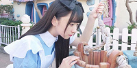 井戸のバケツを使ってポーズ| キャステル | CASTEL ディズニー情報