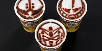 ガンダムカフェのラテ| キャステル | CASTEL ディズニー情報
