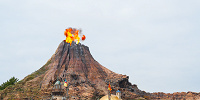東京ディズニーシーのシンボル、プロメテウス火山| キャステル | CASTEL ディズニー情報