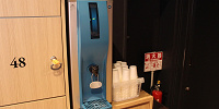 脱衣所には冷水器も完備| キャステル | CASTEL ディズニー情報