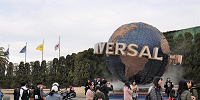 USJのエントランスにある地球儀| キャステル | CASTEL ディズニー情報