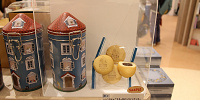 人気お土産のチョコインクッキー| キャステル | CASTEL ディズニー情報