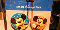 ミッキー＆ミニー実写缶バッチ| キャステル | CASTEL ディズニー情報