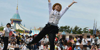 踊りも全力| キャステル | CASTEL ディズニー情報