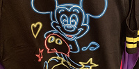 ミッキーネオンTシャツ（ブラック）| キャステル | CASTEL ディズニー情報