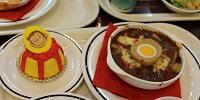 おさるのジョージ・ケーキ～バナナチョコレート～（左）／USJ| キャステル | CASTEL ディズニー情報