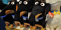USJペット2グッズ：バディのぬいぐるみ／Ｍサイズ| キャステル | CASTEL ディズニー情報