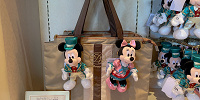 ディズニーランドホテル：エクスクルーシブ（ぬいぐるみバッジ付きトートバッグ）| キャステル | CASTEL ディズニー情報