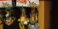 MINION MERRY CHRISTMASペアキーチェーン| キャステル | CASTEL ディズニー情報