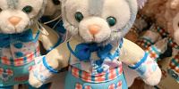 ジェラトーニぬいぐるみバッジ| キャステル | CASTEL ディズニー情報