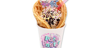 キティ＆ダニエルのダンシングワッフル| キャステル | CASTEL ディズニー情報
