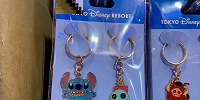 スティッチ＆スクランプのキーチェーン| キャステル | CASTEL ディズニー情報