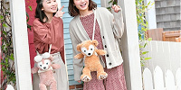 ダッフィー（ぬいぐるみ）を肩掛けできます| キャステル | CASTEL ディズニー情報
