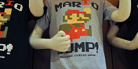 マリオジャンプTシャツ（グレー）| キャステル | CASTEL ディズニー情報