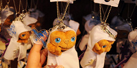 E.T.の20周年キーチェーン| キャステル | CASTEL ディズニー情報