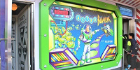 バズ・ライトイヤーのアストロブラスター| キャステル | CASTEL ディズニー情報