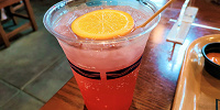スパークリングカクテル(日本酒＆オレンジ)| キャステル | CASTEL ディズニー情報