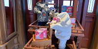【ディズニーの出産祝い】ベビーグッズ＆マタニティグッズ33選！ギフトセットもおすすめ！