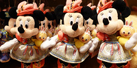 ぬいぐるみバッジ（ミニー）| キャステル | CASTEL ディズニー情報