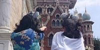 タワー・オブ・テラー前の広場で♪| キャステル | CASTEL ディズニー情報