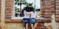 こちらでは立って写真をとりましょう！| キャステル | CASTEL ディズニー情報