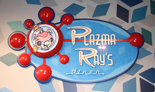 【プラズマ・レイズ・ダイナー】背景・場所・メニューをご紹介！宇宙人経営のレストラン！