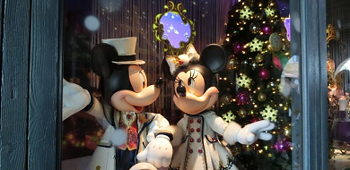 18 ディズニーシーのクリスマスまとめ ショー グッズ メニュー デコレーション 混雑予想