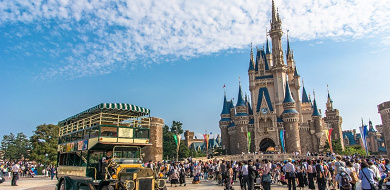 21 ディズニーランドで買えるパーカーまとめ おすすめコーデもチェック