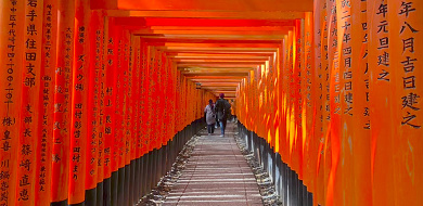 京都 伏見稲荷大社の見どころガイド 千本鳥居やおもかる石などの