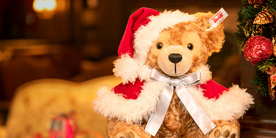【ディズニーシー20周年】ダッフィーのぬいぐるみをシュタイフ社がプロデュース！クリスマス限定グッズが登場！