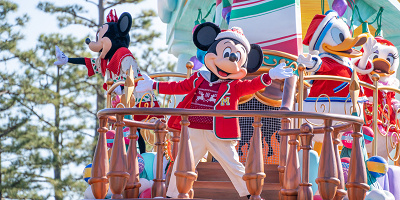【現地レポ】ディズニークリスマスのグリーティングパレード情報！開催概要＆内容を徹底解説！
