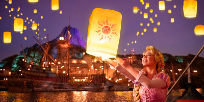【ディズニーフォト】新登場！ラプンツェルランタン撮影！ランド＆シーでロマンチックな写真撮影ができる！