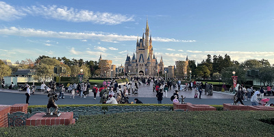 【2021年11月】ディズニーランドの混雑状況と現地レポ！アトラクション・レストラン・ショップの混雑具合は？