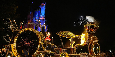 ディズニーのフロートの仕組みを解説！どうやって動いている？歴代パレード登場のフロート紹介
