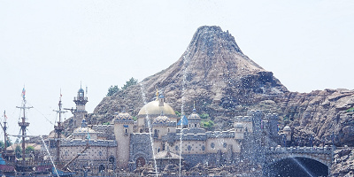 【2025夏】びしょ濡れハーバースプラッシュを解説！ミセス楽曲＋びしょ濡れの初開催プログラム