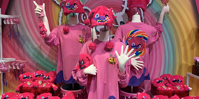 【2025】USJのハミクマグッズ全38種類一覧！ハミクマソウル・パンク・キャンディ登場！販売期間、販売場所、整理券情報も